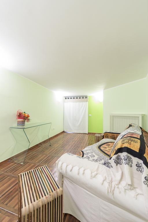 Aristovascio Apartment Napoli Bagian luar foto