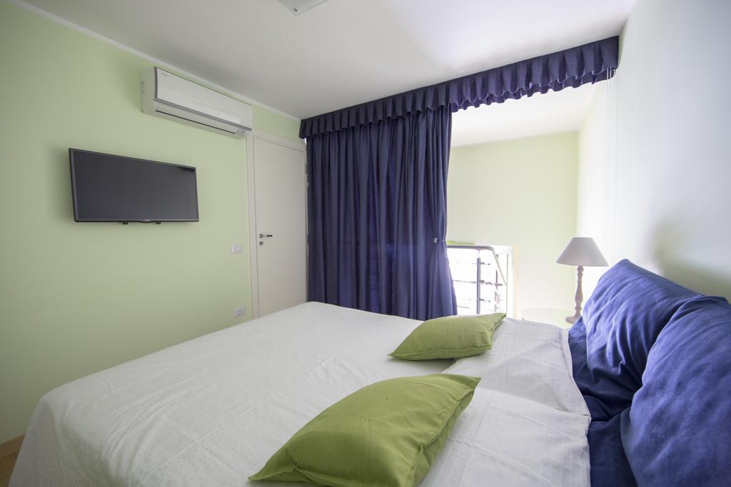 Aristovascio Apartment Napoli Bagian luar foto