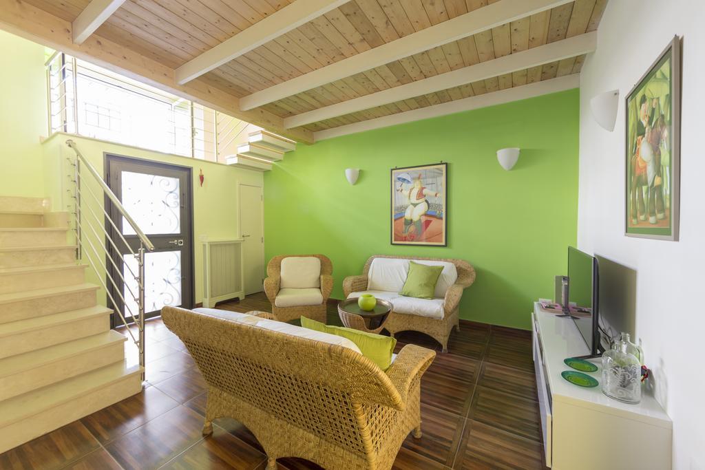 Aristovascio Apartment Napoli Bagian luar foto